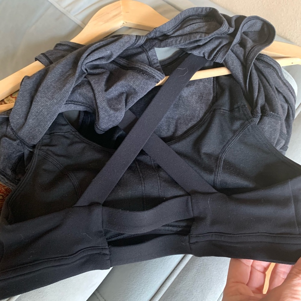 EUC✨Lululemon Built In Bra Top - Picture 8 of 12